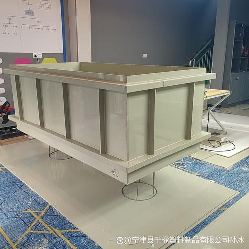 根据最终产品的需求(如耐冲击性,耐候性,颜色等),会选择不同型号的pp